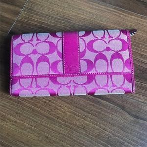 Coach Wallet Pink